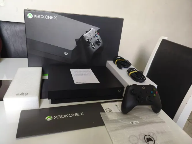 Xbox One X HDR 1TB 4K