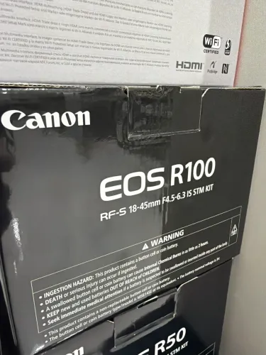 CANON R100 com lente 18-45 kit