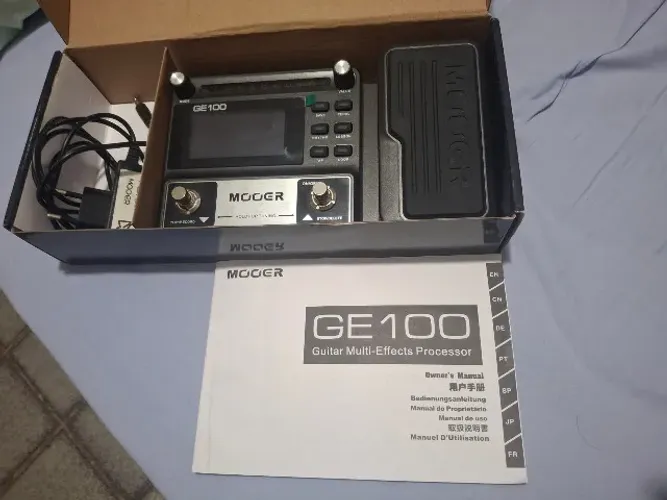 Pedaleira GE100 / MOOER