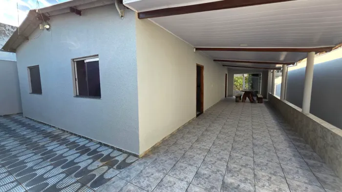 Casa na Rua PP5, Parque dos Pirineus| 148m² | Lote 300m² | 3 Quartos | Quintal Amplo