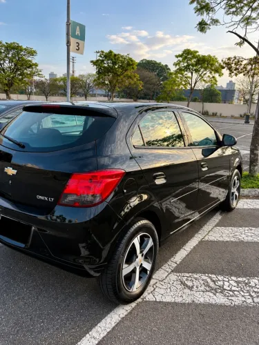 Chevrolet Onix Hatch LT 1.4 8V Flex Power Aut. 4P 2016