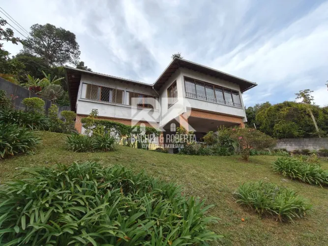 Casa Linear em Agriões