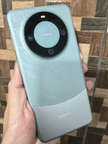 Huawei Mate 60 Pro. Versão CN .512GB .12 Ram 