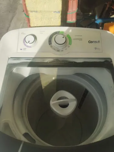 Máquina de 9 kilos Consul 500 reais 