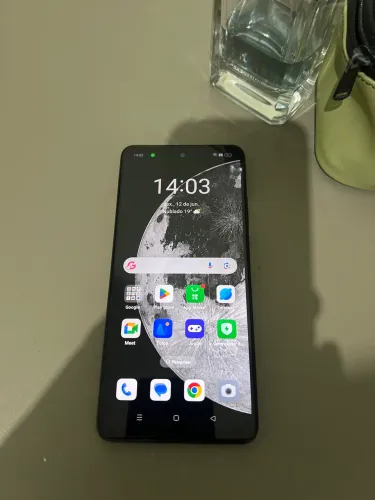 OPPO A60 256GB 8GB RAM Muito Novo Sem Detalhes