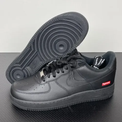 Nike Air Force 1 Low x Supreme