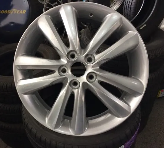 Roda Ix 35 aro 18 original por R$1.000,00 cada