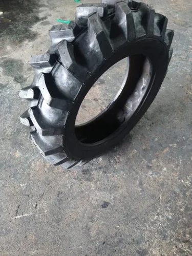 Pneu 9.5x24 / 9.5 24 / 9.5/24 9.5-24 recauchutado