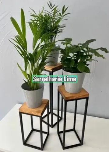 Serralheiro (Suporte para Vasos de plantas)