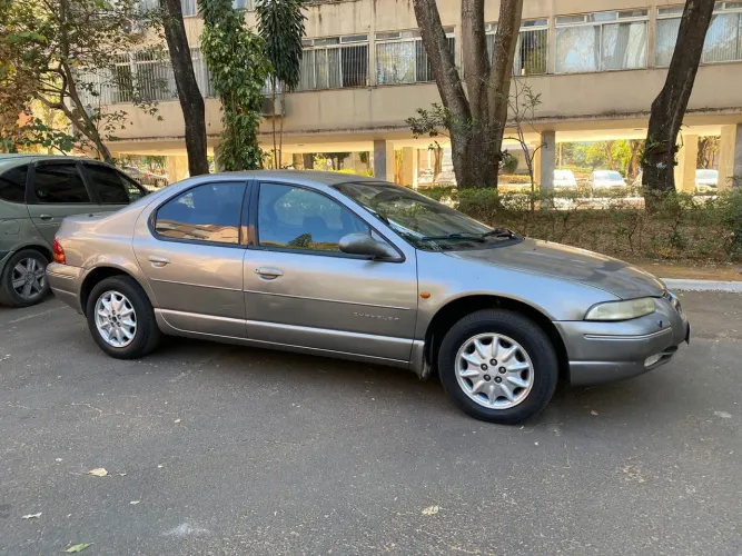 Chrysler Stratus LX 2.5 AUT 1998