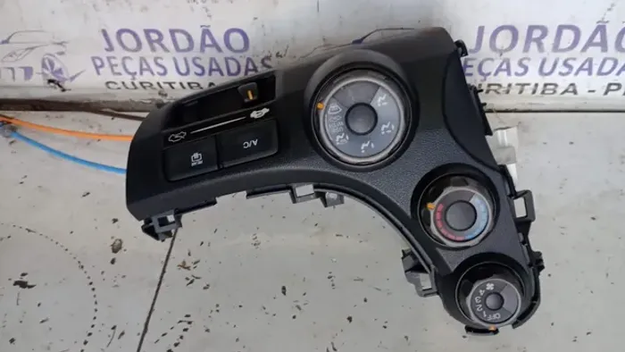 Painel central com botões e cabos Honda Fit 1.5 ano 2013