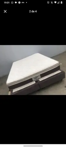 Vendo cama Queen em excelente estado, colchão de molas ensacadas.