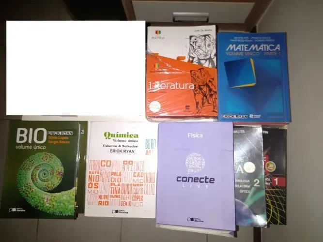 Livros didáticos em geral FTD, 360 graus, Católica, Rogacionista, etc. Muito conservados