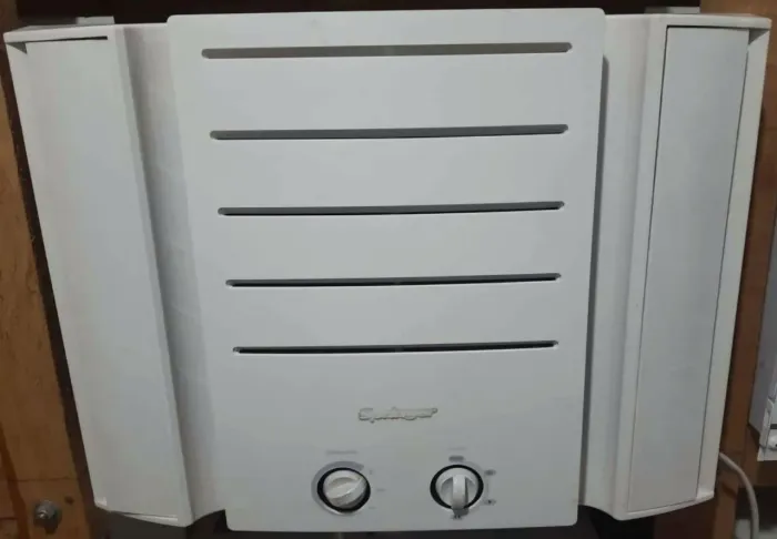 Ar condicionado De janela 7.500 Btu 110VOLTS Com garantia 12 meses