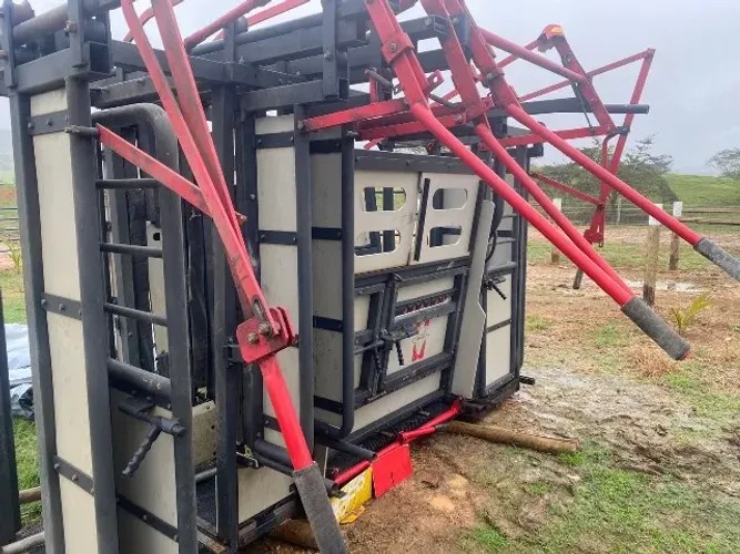 Brete de contenção Backhauser