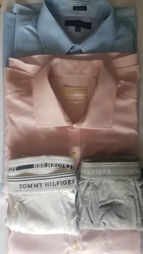 Tommy Hilfiger + Michael Kors (Camisas originais) + 2 Cuecas Tommy