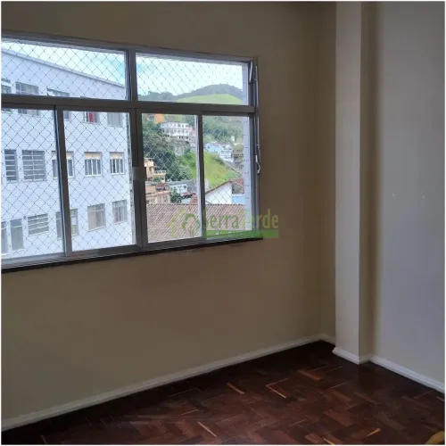 CORONEL VEIGA (ÓTIMO APARTAMENTO, PRÓXIMO AO CENTRO)