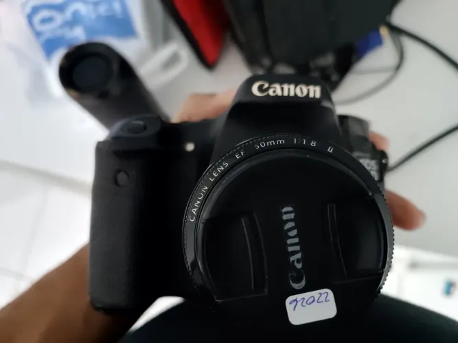 Câmera Canon SOMENTE CORPO (Troco por câmera + volta)
