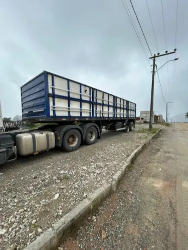 Carreta graneleira 2 eixos Facchini 2019