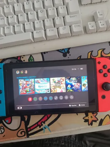 Nintendo Switch V2 Desbloqueio CNX + 250GB + Dock Original - Completo