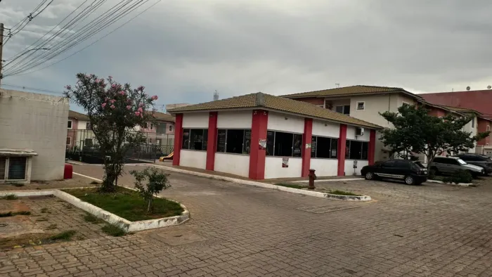 Casa Térrea Totalmente Reformada - Condomínio Varandas