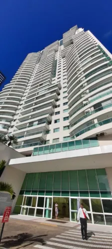 ALEX ALUGA,1/4 MOBILIADO NA AV TANCREDO NEVES 