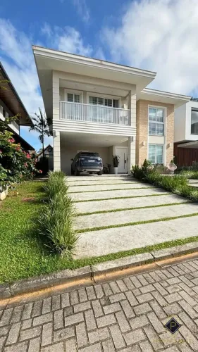Casa à venda em condomínio Fechado - Itajaí