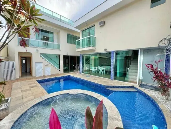 Casa com 7 dormitórios à venda, 288 m² por R$ 2.000.000,00 - Itaipu - Niterói/RJ