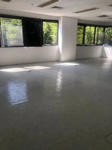 Sala para alugar em Barueri, Alphaville, com 76 m², Edifício Enterprise