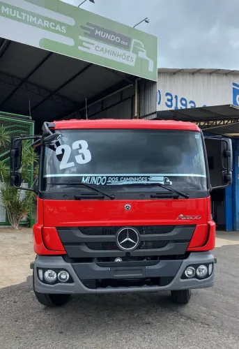 Caminhão Truck Mercedes-Benz Atego 2429 ano 2023