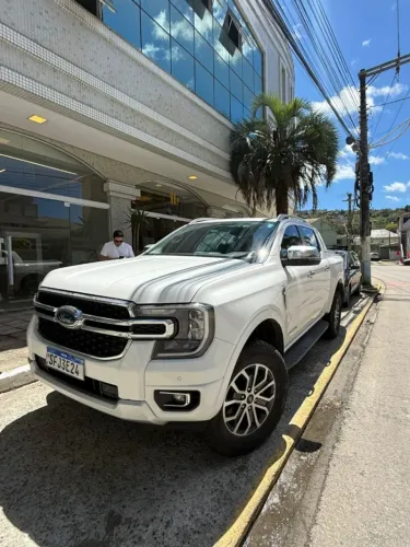 Ford Ranger Limited 3.0 V6 4X4 CD TB Die. AUT 2024