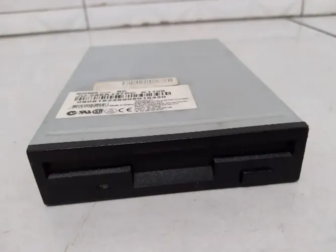 Leitor de Disquetes Sigma JU-256A Floppy 1.44 MB