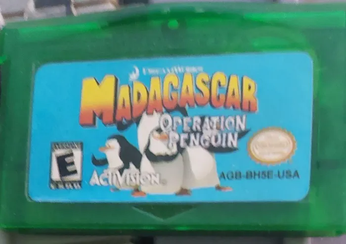 Madagascar operation penguin game boy advance