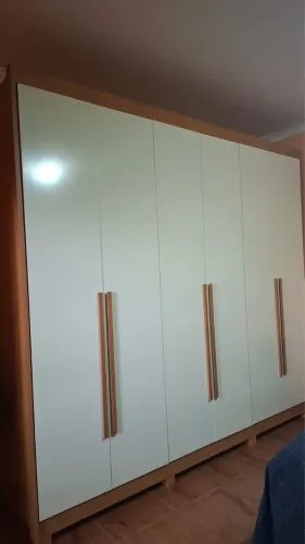 Guarda Roupa Grande Casal