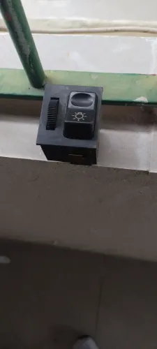 Vendo botão de luz de farol do Mercedes