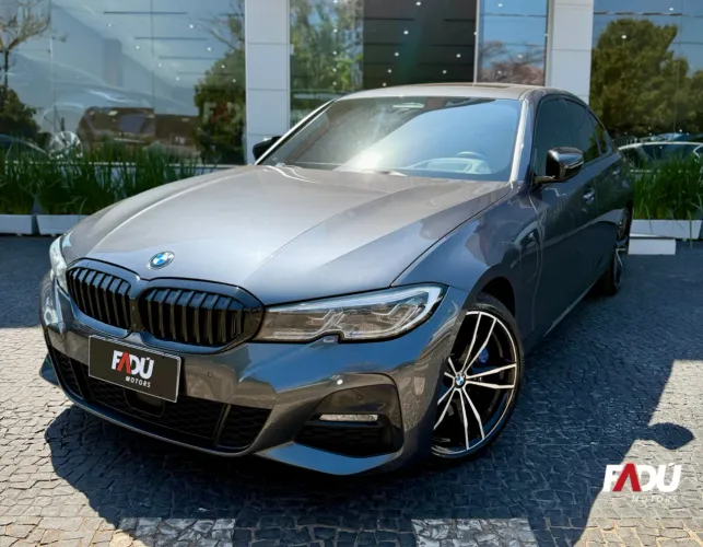 BMW 330E M Sport 2.0 Turbo Híbrido AU 2021