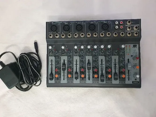 Mixer Behringer Xenyx 1002B (Mesa de 10 canais) 110 V