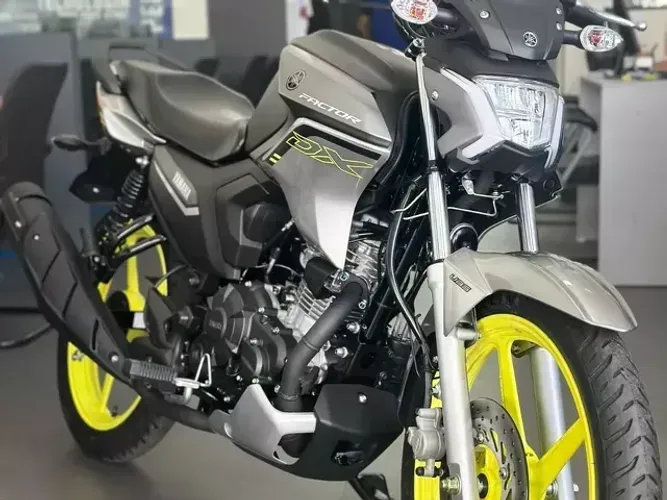 Nova Factor Dx 25/25 Já sai emplacada 