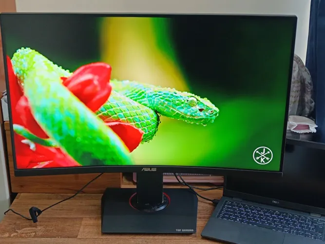 Monitor Gamer Curvo Asus TUF Gaming 32 polegadas