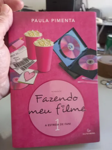 Livro Fazendo Meu Filme - Paula Pimenta - Volume 1