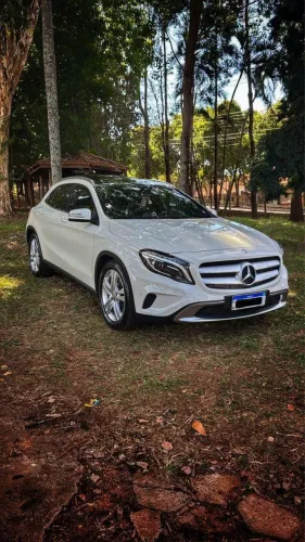Mercedes-Benz GLA 250 Vision 2.0 TB 16V 211cv Aut. 2015
