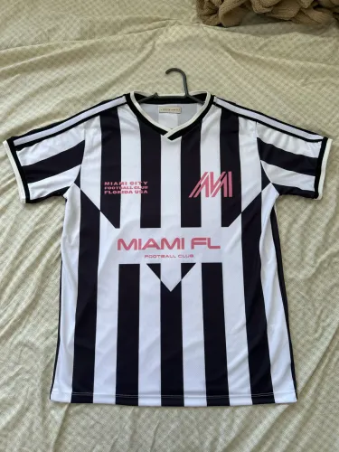 Camisa esportiva 