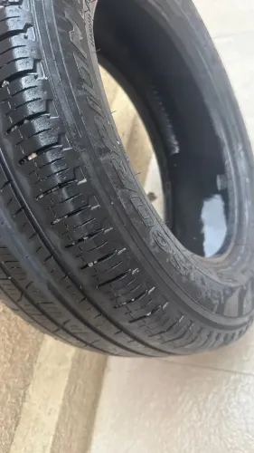 Pneu Pirelli Scorpion R17 225/60 Em ótimo estado