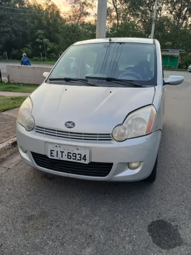 Effa M-100 1.0 8V 5P 2009