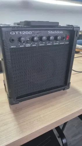 Amplificador tipo cupo