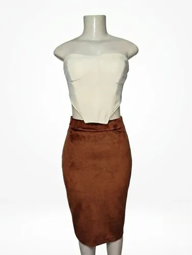 Roupas de Brechó seminovas.