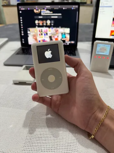 Ipod Classic 4ª Geração - 60GB (Ipod Photo)