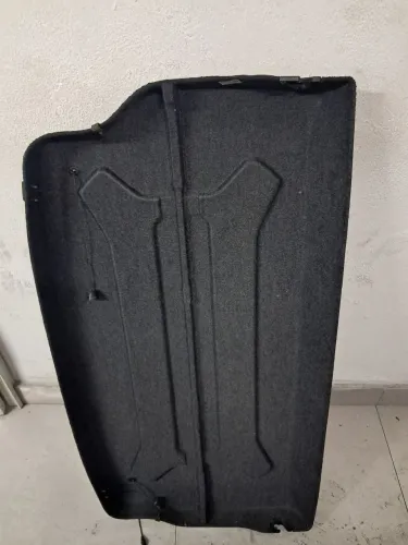 Tampão do porta malas da renegade 