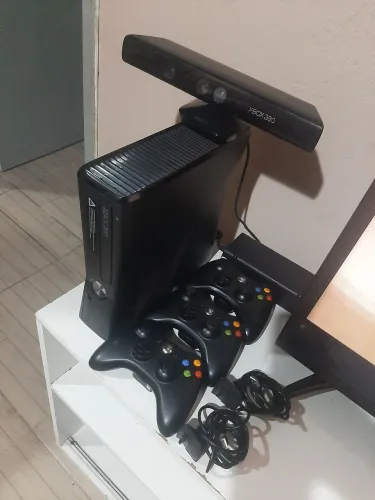 Xbox 360 slim (destravado)