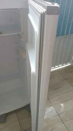Geladeiro Esmaltec
